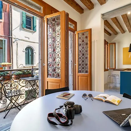 Ca Eugenio San Lorenzo *