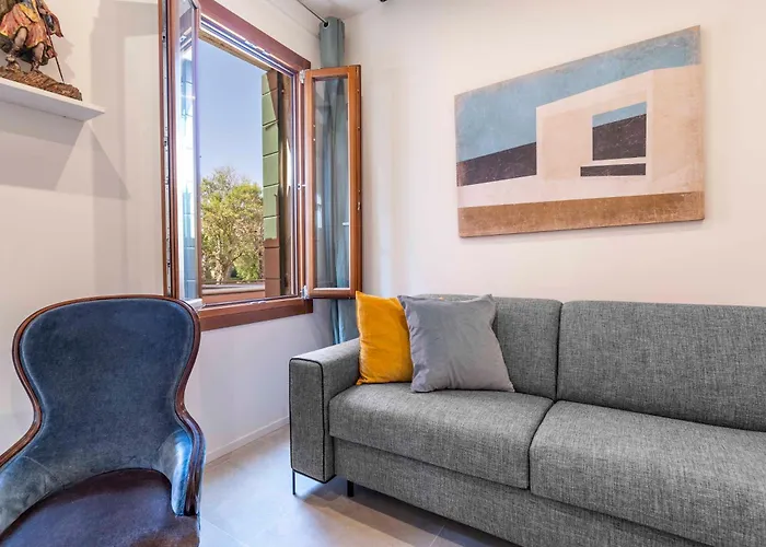 Ca Eugenio San Lorenzo *